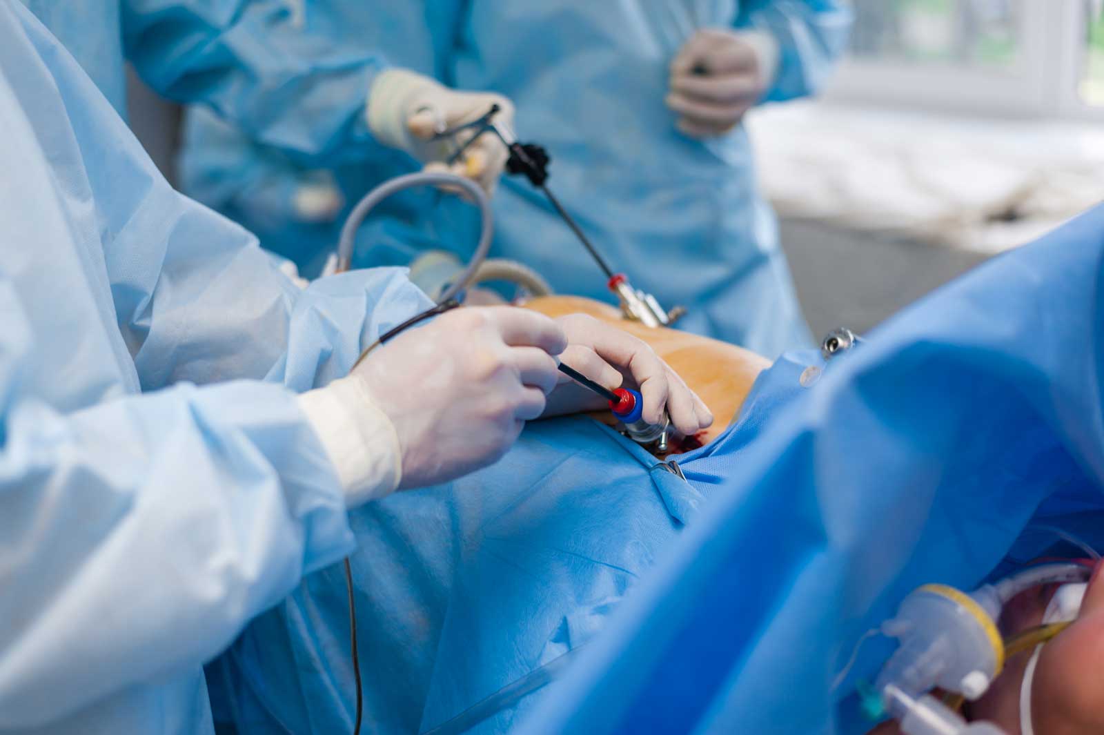 Врачи клиники «Медицина 24/7» выполнили наибольшее число эндоскопических операций по лечению стеноза позвоночного канала в России